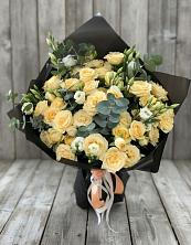 Букет цветов из:  Розы и Лизиантусы в Горном Ставропольского края