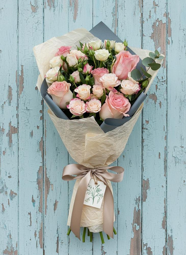 Букет цветов из: Розы в Горном Ставропольского края