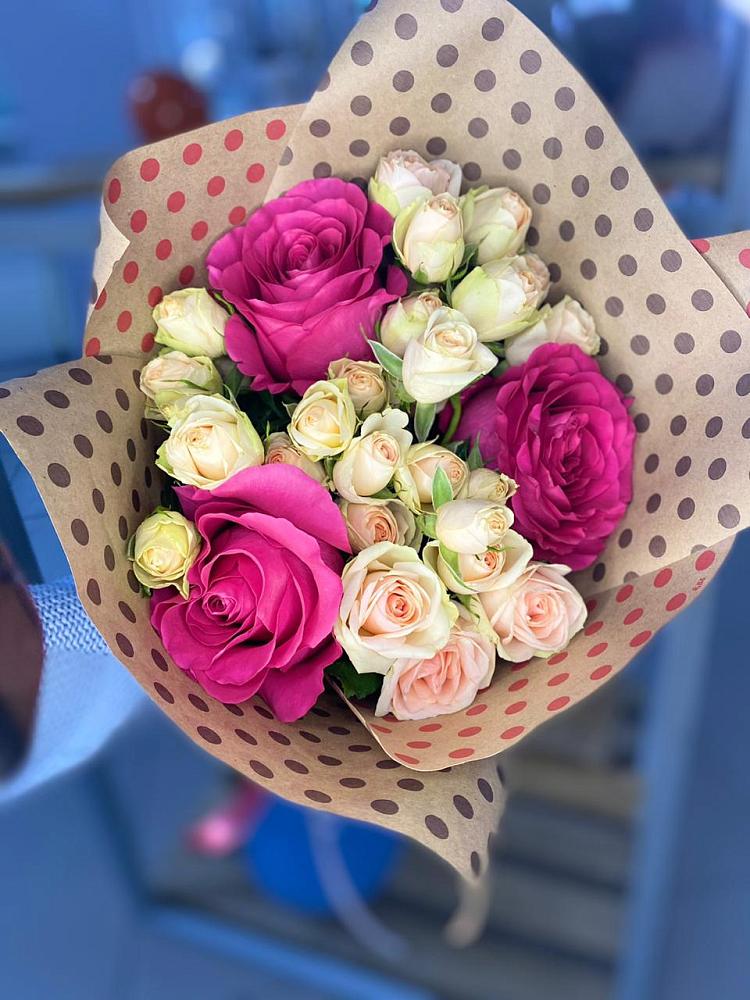 Букет цветов из: Розы в Горном Ставропольского края