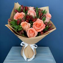 Букет цветов из:  Розы и Альстромерии в Горном Ставропольского края