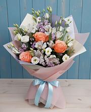 Букет цветов из:  Лизиантусы, Розы, Альстромерии и Гипсофила в Горном Ставропольского края