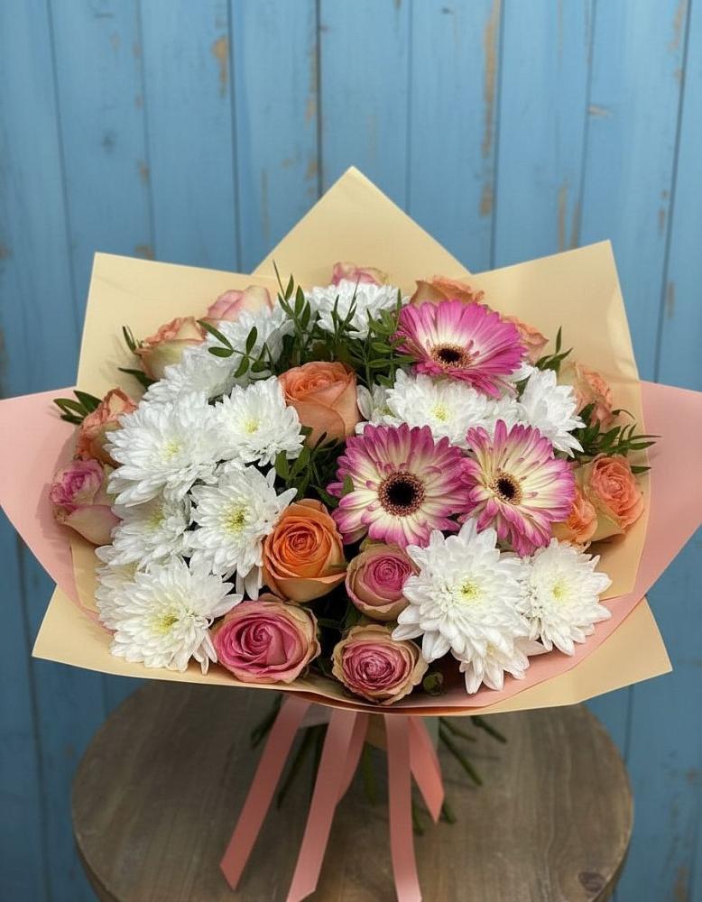 Букет цветов из: Розы, Герберы и Хризантемы в Горном Ставропольского края