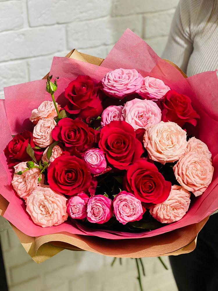 Букет цветов из: Розы в Горном Ставропольского края