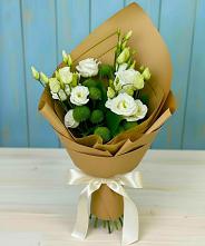 Букет цветов из:  Хризантемы и Лизиантусы #REPLACE_PRED# Горном Ставропольского края