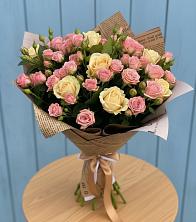 Букет цветов из:  Розы в Горном Ставропольского края