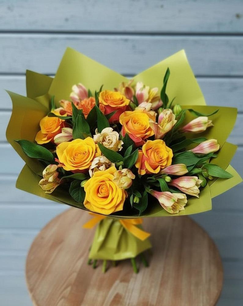 Букет цветов из: Альстромерии и Розы в Горном Ставропольского края